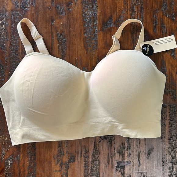 truekind Other - NWT Truekind Wireless Shaping bra